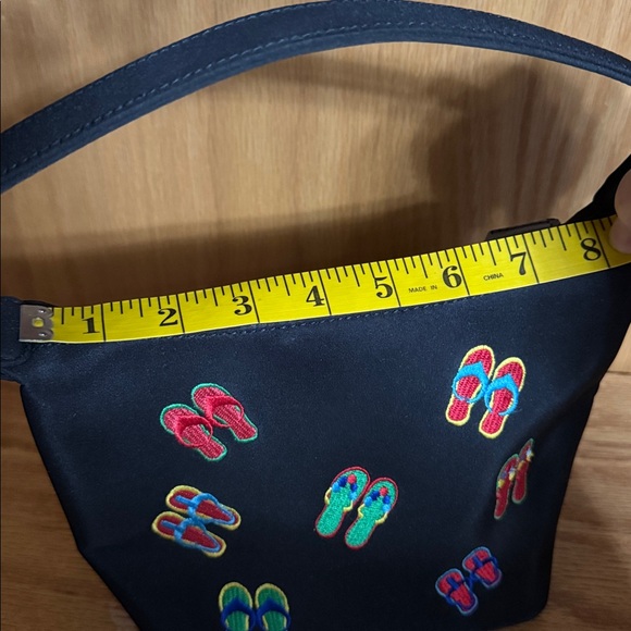 Handbag - Picture 6 of 10